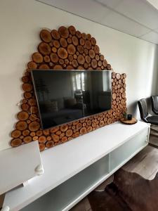 WE Apartment - close to the center & city view, Self check-in 24h