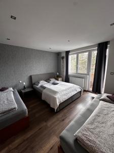 WE Apartment - close to the center & city view, Self check-in 24h