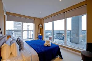 Luxury 360 Penthouse with gym & parking