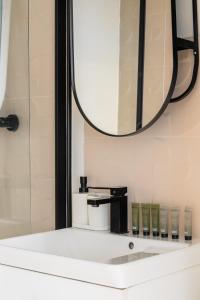 Enjoy in a Lovely Nest with modern design