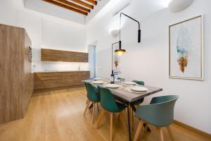 HB Apartaments Playa del Postiguet Beach