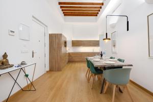 HB Apartaments Playa del Postiguet Beach