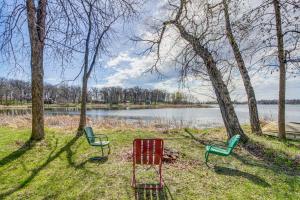 Pelican Rapids Lake House with Water Views and Dock!