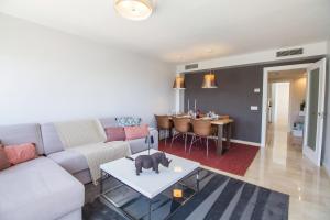 Perfect Beachside Penthouse