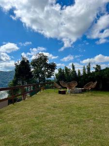 Casa 04 Monte Boa Vista - Conforto com Piscina Privativa, Sauna e Lareira