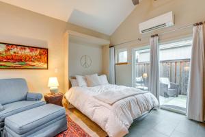 2 Mi to Golden 1 Center Quiet Studio with Patio