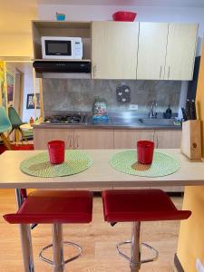 Tu hogar temporal en Medellín, Moderno, cómodo, bien ubicado y WIFI 400