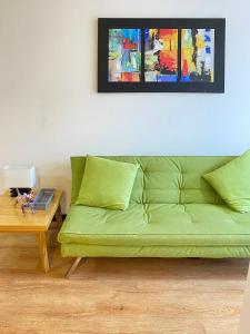 Tu hogar temporal en Medellín, Moderno, cómodo, bien ubicado y WIFI 400