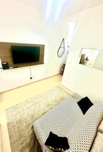 Apartamento 400 metros da Praia de Copacabana – Conforto e Localização Perfeita