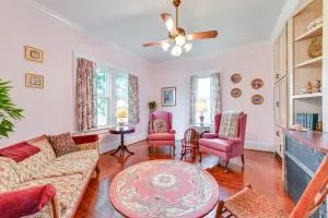 Elegant and Spacious Retreat about 18 Mi to Lake Norman! - Laurel Hill
