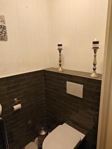 Alkmaar canal apartment