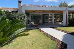 Villa Maria Cristina, modern villa near beach - Oasi dei Due Mari