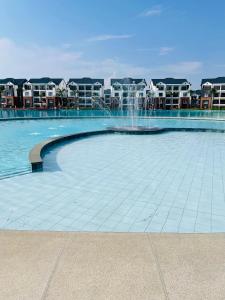 1 bedroom- The Blyde by Given