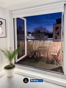 Spacious 1-Bed Apartment in Greenwich By LS2G Stays