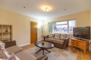 Wootton 2-Bedroom Bungalow