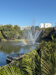 Luxurious 2 Bedroom Upscale Condo