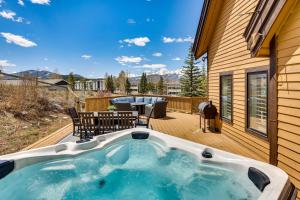 8 Mi to Keystone Home with Hot Tub in Dillon - 3hvězdičkové hotely ve městě Dillon