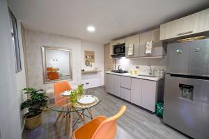 Diseño único y encanto en un barrio tranquilo,