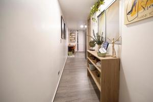 Diseño único y encanto en un barrio tranquilo,