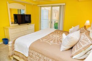 Paradise Off The Boardwalk In Downtown OC