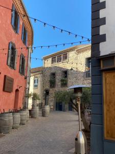 Maisons de vacances Charming house in village centre with terrace : photos des chambres