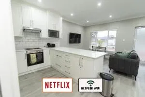 9 On Oak Luxury One Bedroom - Springfield