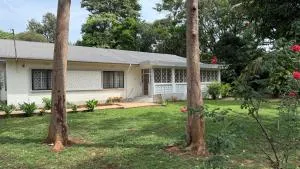 Malaika Oasis - Shiri