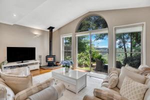 The Avenue at Montville Cottage