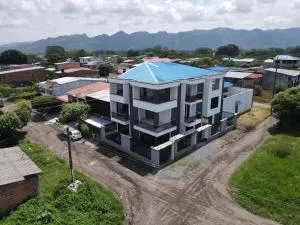 Casa de huéspedes LA ESMERALDA - Victoria