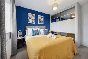 Beautiful 4-Bed Detached House - Pool table - Superfast Wi-Fi - Driveway for two vehicles