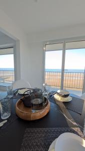Appartements Le Grand Large, spacieux F3 vue mer exceptionnelle avec parking : photos des chambres