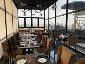 Golden Place Properties At Belrose Place - Otele