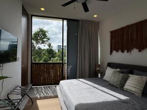 3 BR Jungle Apartment - Private Pool - La Veleta