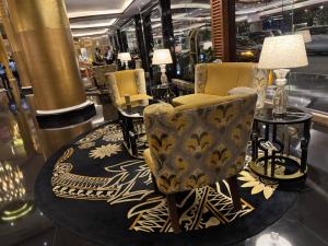 Large Family Groups in Air residence Makati Gym Swim Park 300 mbps