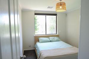 Beachside Base - Seaford - C21 SouthCoast Holidays