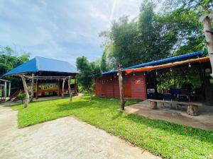 HomeStay Tre Vàng
