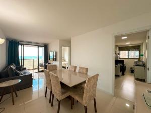 Entire apartment front Mar