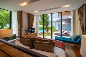 Botanica Foresta - 4 Bedroom Spacious Luxury Pool Villa in Layan