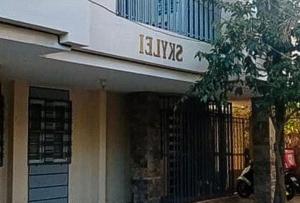 Skyleigh Apartelle by RedDoorz