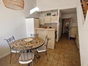 Appartement 3 pièces climatisé, mezzanine, vue mer, parking à Ste Maxime - FR-1-780-89