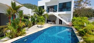 Suksan Pool View Apartment 3