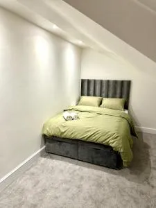 One Bed Apartment London - Streatham Vale