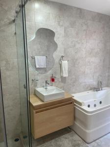 Modern Casa Mila en Cuenca Ecuador