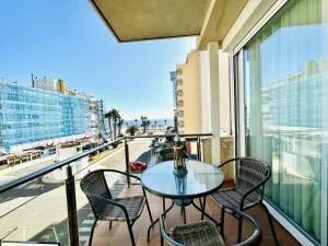 Apartamento con WIFI y Parking a 2ª Línea de Playa en Santa Margarita, Roses - ES-258-66 - El Grao