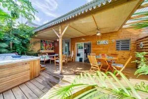 Jardin Bourbon - maison 4 étoiles - La Rivière - entre mer et montagne - Ravine des Cabris