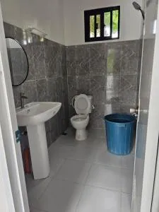 Tom and Amay beach front - Esperanzo