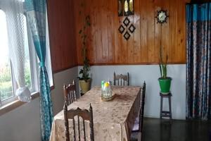 Rongo Shreya Homestay by StayApart