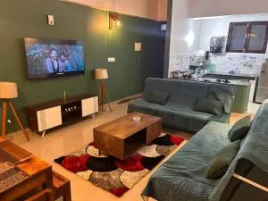 Cozycostays Skyline 1 - Nilmatha