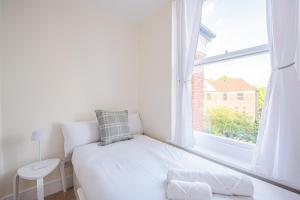 Elegant 2-Bedroom Flat in London