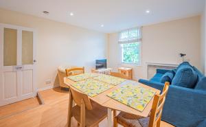 Charming Stylish Flat in the Heart of Kensington